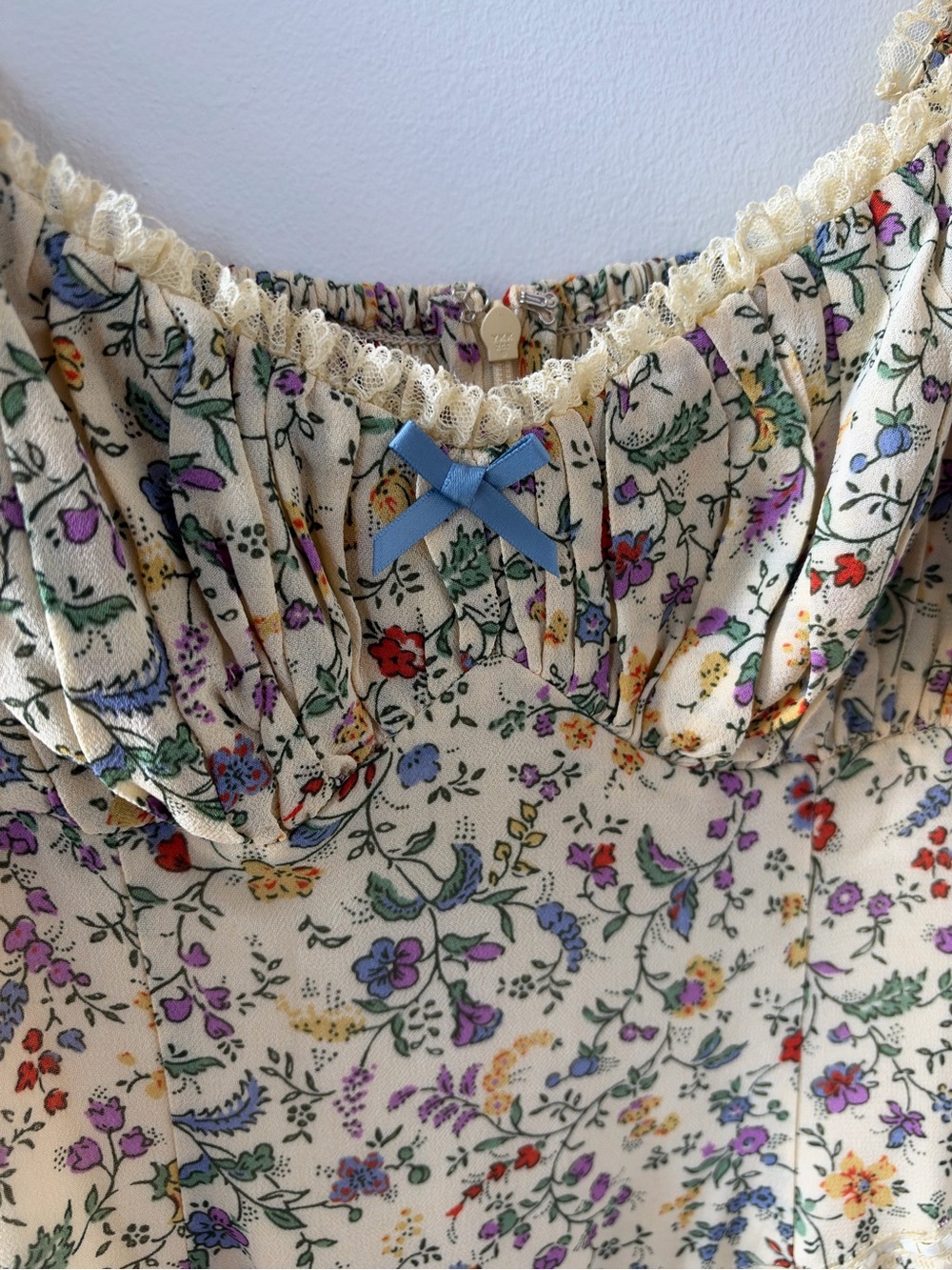 NWT Reformation Ondine Dress Yasmeen Floral Puff Sleeve Mini | Size 2 - Picture 4 of 6